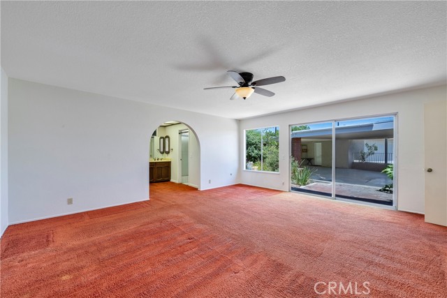 5347 E Bergh Drive, Anaheim Hills CA: https://media.crmls.org/medias/db88ed57-7e12-4c74-99bd-d107e1063b3e.jpg