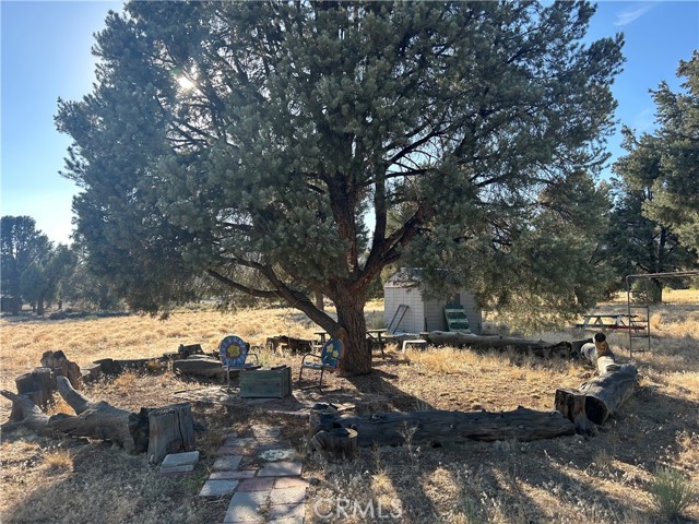 16469 Curtis Trail, Frazier Park CA: https://media.crmls.org/medias/db8969cc-234b-44b4-bb41-755574aac529.jpg