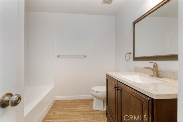 Detail Gallery Image 7 of 14 For 26956 Flo Lane #340,  Canyon Country,  CA 91351 - 2 Beds | 2 Baths
