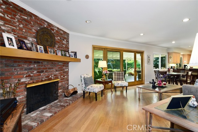 Detail Gallery Image 12 of 48 For 4510 Triste Pl, Tarzana,  CA 91356 - 4 Beds | 3 Baths