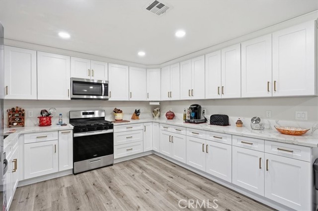 418 E Margarita Rd, Rialto, CA 92376 photo 17