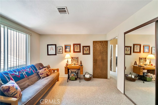 Detail Gallery Image 45 of 74 For 433 Fairway Dr, Palmdale,  CA 93551 - 5 Beds | 3/1 Baths