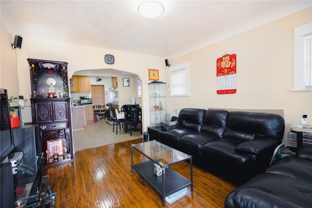 4284 Dwight - photo 15