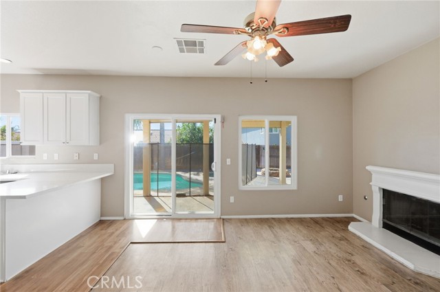 Detail Gallery Image 12 of 47 For 1677 Mesquite, Beaumont,  CA 92223 - 4 Beds | 2/1 Baths