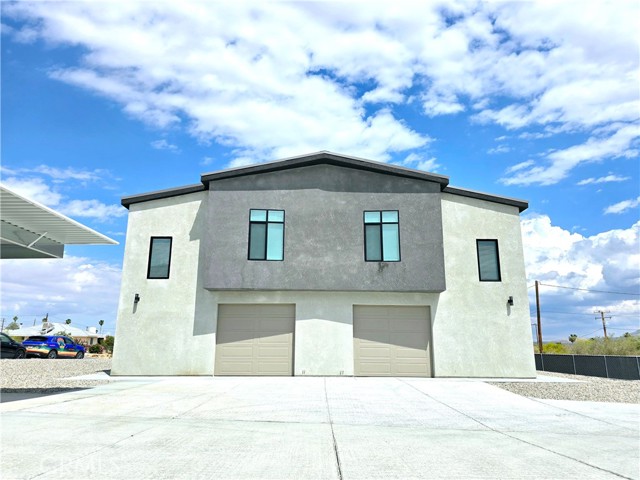 Detail Gallery Image 2 of 18 For 5967 Bagley Ave #2,  Twentynine Palms,  CA 92277 - 2 Beds | 2 Baths