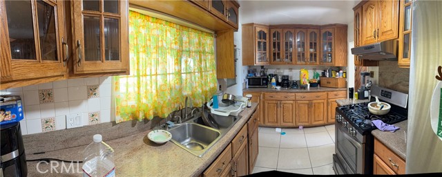 Detail Gallery Image 5 of 26 For 18001 Atina St, Rowland Heights,  CA 91748 - 8 Beds | 3 Baths