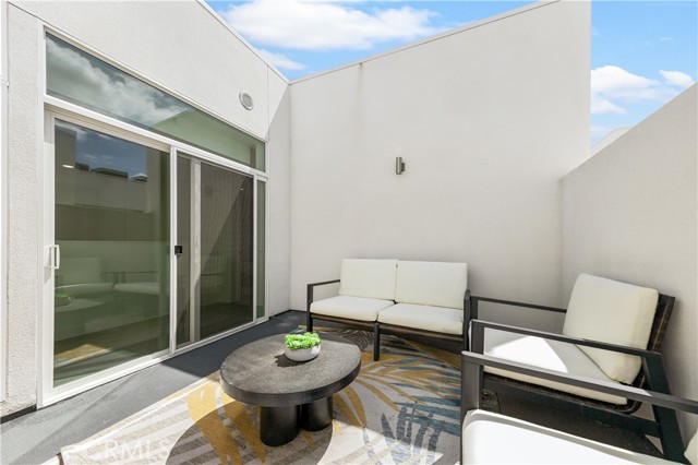 Detail Gallery Image 36 of 66 For 168 S Monterey St #512,  Alhambra,  CA 91801 - 3 Beds | 3/1 Baths