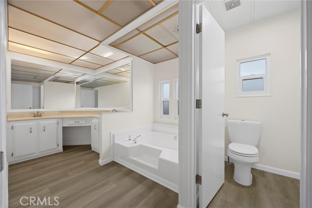 Detail Gallery Image 18 of 28 For 53 Cedarwood Ln, Bakersfield,  CA 93308 - 2 Beds | 1 Baths