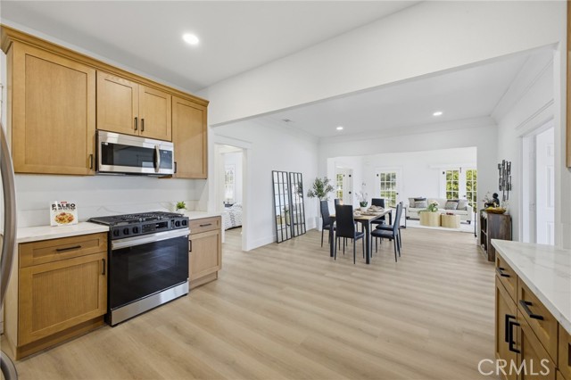 Detail Gallery Image 10 of 75 For 661 N 4th, Banning,  CA 92220 - 5 Beds | 3/1 Baths