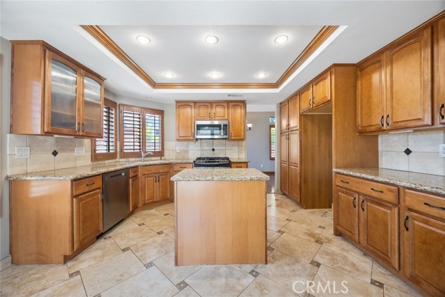 5795 Blackbird Lane, La Verne CA: https://media.crmls.org/medias/db8e5496-8576-47e6-ab20-5ab30844a1d7.jpg