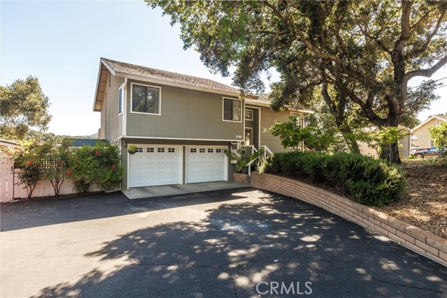 5740 Violeta Avenue, Atascadero CA: https://media.crmls.org/medias/db8ea313-8ec1-41e3-b6d1-2b94076229ee.jpg