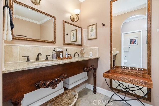 95 S Ocean Avenue, Cayucos CA: https://media.crmls.org/medias/db8f7030-76e1-425f-a304-88ab53fcd67e.jpg
