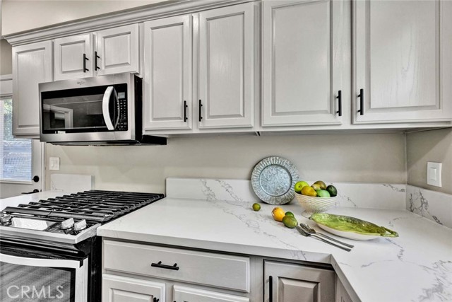 1119 N Lincoln Avenue, Fullerton CA: https://media.crmls.org/medias/db8f78d1-8de3-41bd-b3ea-056201344400.jpg