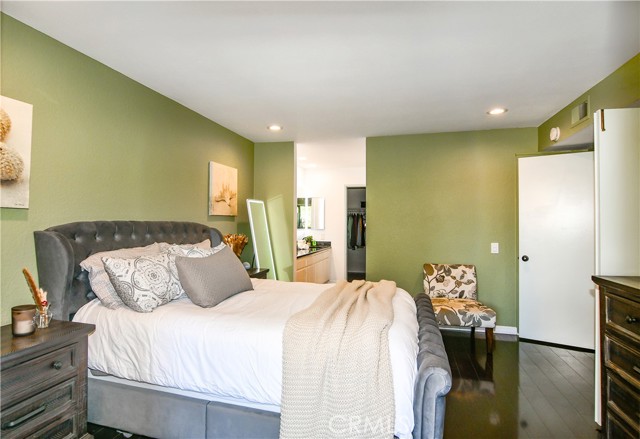 Detail Gallery Image 26 of 45 For 16551 Grunion Lane #204,  Huntington Beach,  CA 92649 - 2 Beds | 2 Baths