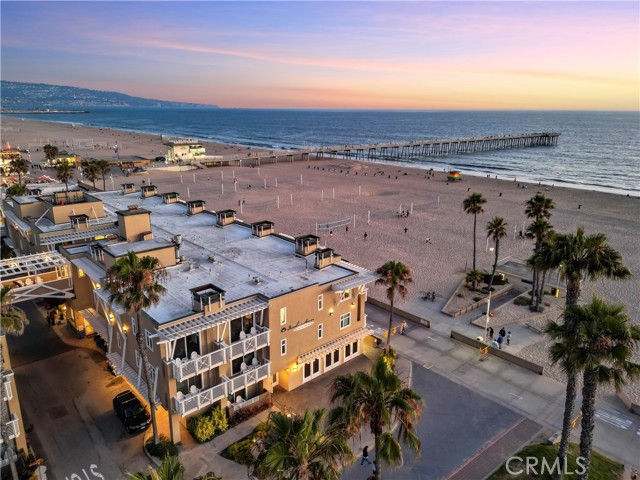 1300 The Strand, Hermosa Beach, California 90254, 1 Bedroom Bedrooms, ,1 BathroomBathrooms,Residential,For Sale,The Strand,SB24169998