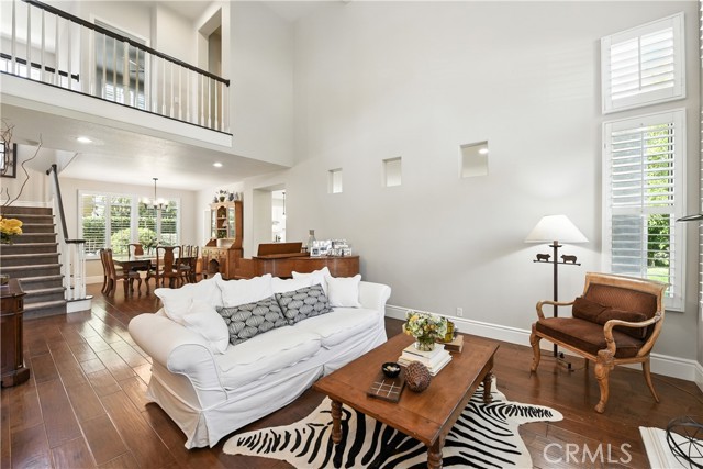 Detail Gallery Image 6 of 63 For 4304 Timberdale Rd, Moorpark,  CA 93021 - 4 Beds | 2/1 Baths