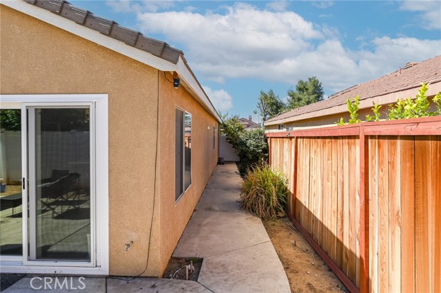 Detail Gallery Image 17 of 24 For 1214 Autumnwood Ln, Perris,  CA 92571 - 3 Beds | 2 Baths