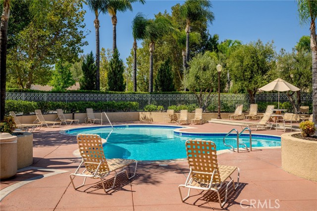 23735 Del Monte Drive, Valencia CA: https://media.crmls.org/medias/db91ee13-f1bb-4aed-a5e6-79f41b9faba1.jpg