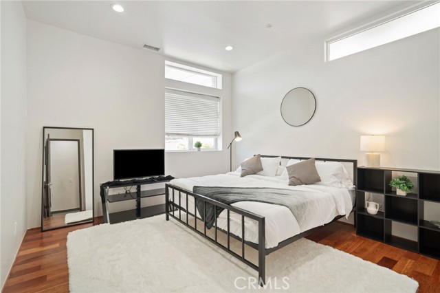 2623 Carnegie Lane, Redondo Beach CA: https://media.crmls.org/medias/db924772-fdf7-4879-9afa-2463781ac3fa.jpg