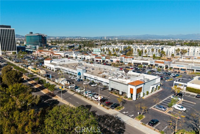 Detail Gallery Image 38 of 40 For 13231 Fiji Way #H,  Marina Del Rey,  CA 90292 - 3 Beds | 2/1 Baths