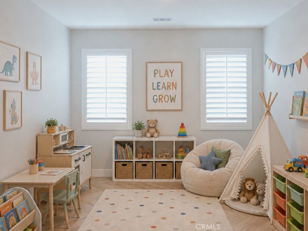 https://media.crmls.org/medias/db938739-326b-4691-a93b-0463f044fd27.jpg?preset=X-Large