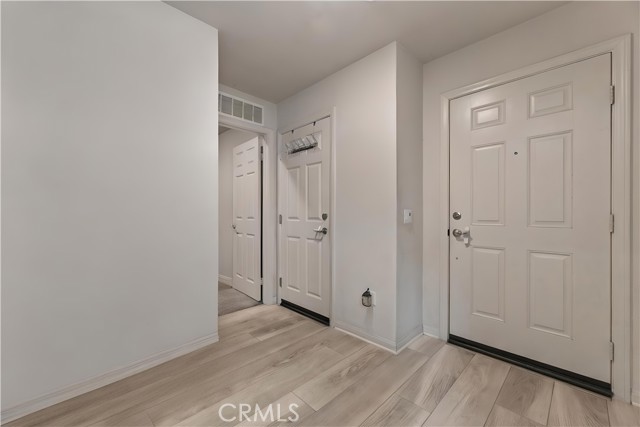 Detail Gallery Image 5 of 61 For 1208 Dock, Harbor City,  CA 90710 - 4 Beds | 4 Baths