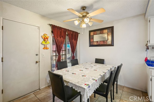 17208 Rawhide Avenue, Lake Los Angeles CA: https://media.crmls.org/medias/db94245d-0145-4c18-a18c-2563de8d5ef5.jpg