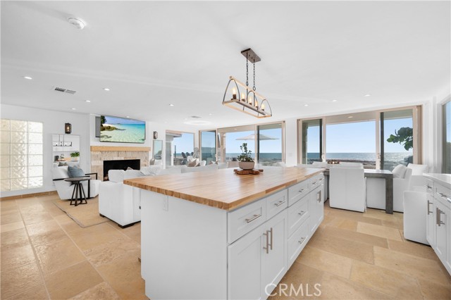 Detail Gallery Image 13 of 46 For 35275 Beach Rd, Dana Point,  CA 92624 - 4 Beds | 4 Baths
