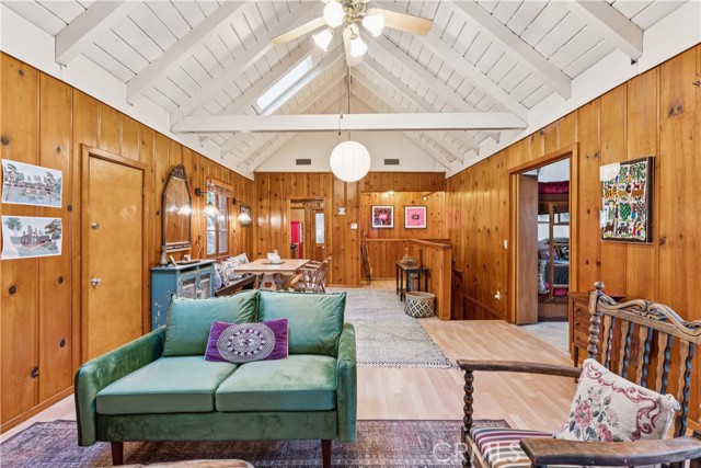 Detail Gallery Image 5 of 52 For 465 Blue Jay Canyon Road, Blue Jay,  CA 92317 - 3 Beds | 2 Baths