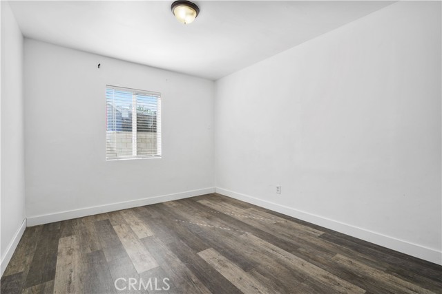 44043 Hoban Avenue, Lancaster CA: https://media.crmls.org/medias/db956720-f34c-4459-a0a4-b9ac9e6eecd7.jpg