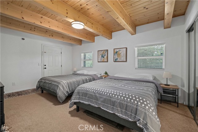 Detail Gallery Image 12 of 19 For 357 Pioneer Rd, Lake Arrowhead,  CA 92352 - 3 Beds | 2/1 Baths