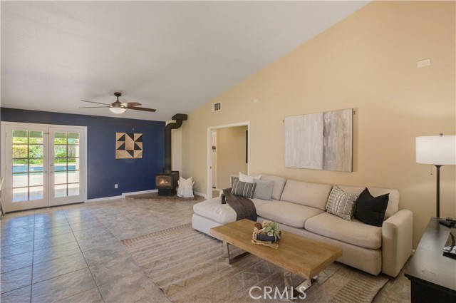 32045 Deseret, Wildomar CA: https://media.crmls.org/medias/db96052c-5814-47e6-b10f-c76cbb132f22.jpg