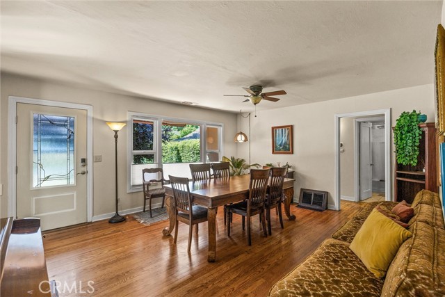 Detail Gallery Image 13 of 53 For 225 W 12th St, Chico,  CA 95928 - 3 Beds | 3 Baths