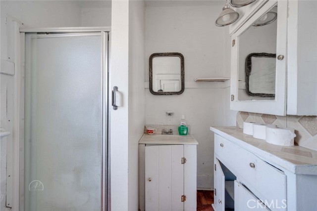 1715 Cherry Street, Bakersfield CA: https://media.crmls.org/medias/db97390e-7f21-490d-8140-cab61795a134.jpg
