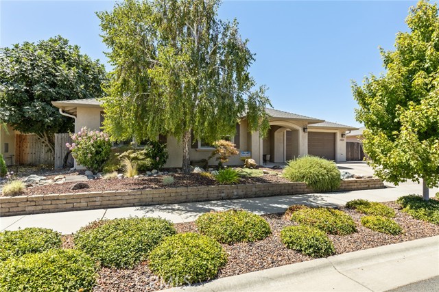 Detail Gallery Image 1 of 29 For 3439 Bamboo Orchard Dr, Chico,  CA 95973 - 3 Beds | 2 Baths