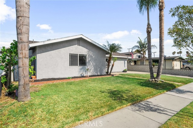 8627 Vicki Drive, Whittier CA: https://media.crmls.org/medias/db9777c0-e28c-4bdf-94c0-150d7cf9871f.jpg