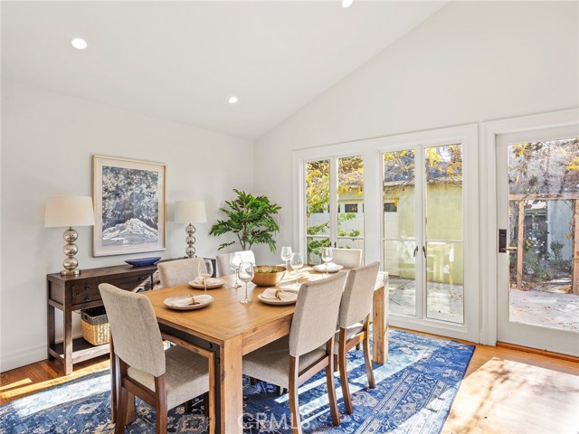 Detail Gallery Image 21 of 62 For 10404 Margate St, North Hollywood,  CA 91601 - 3 Beds | 2 Baths