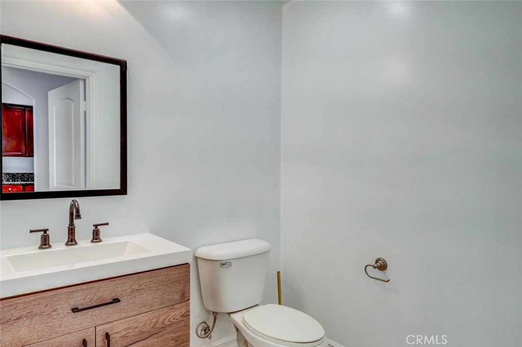 https://media.crmls.org/medias/db98cbea-b107-4fd4-a159-2df0a98cdb25.jpg?preset=X-Large