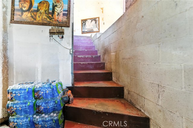 6178 Roy Street, Los Angeles CA: https://media.crmls.org/medias/db991b1a-a189-446e-aba7-4ec5ff03a3b0.jpg