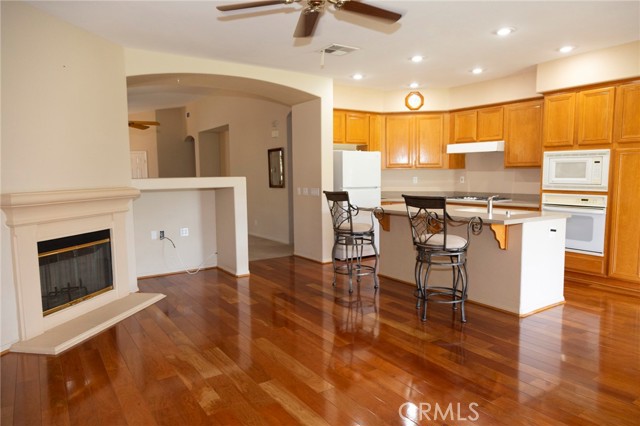 Detail Gallery Image 10 of 24 For 30874 Crystalaire, Temecula,  CA 92591 - 3 Beds | 2 Baths