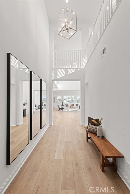 Detail Gallery Image 6 of 75 For 1592 Sunset View, Lake Forest,  CA 92679 - 5 Beds | 4/1 Baths