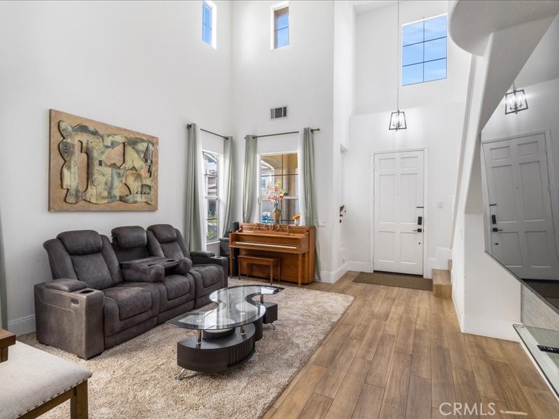 MLS #SB25252976 image #7