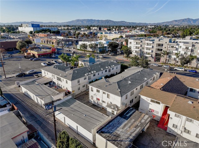 14324 Roscoe Boulevard, Panorama City CA: https://media.crmls.org/medias/db9ab11c-5d9f-43bc-bf98-3c562907d17a.jpg