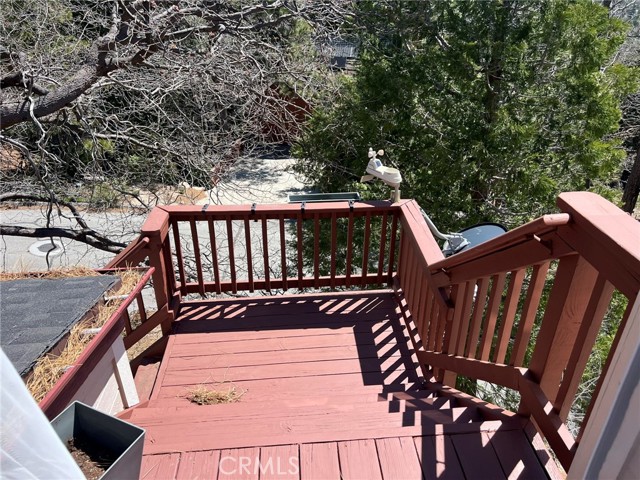 170 Cypress Dr, Lake Arrowhead CA: https://media.crmls.org/medias/db9b4ff4-8108-4bfd-87c0-f90de5f32538.jpg