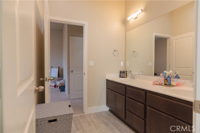 Detail Gallery Image 42 of 50 For 2374 Paramount Ln, Manteca,  CA 95337 - 3 Beds | 2/1 Baths