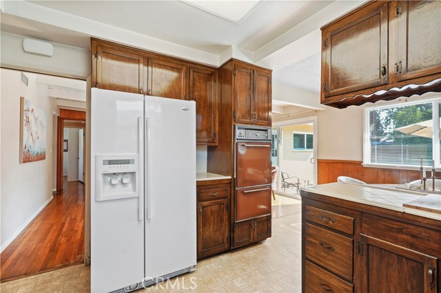 7546 Bluebell Avenue, North Hollywood CA: https://media.crmls.org/medias/db9cff2d-1c8c-43e0-9296-4018a3e1e5fd.jpg