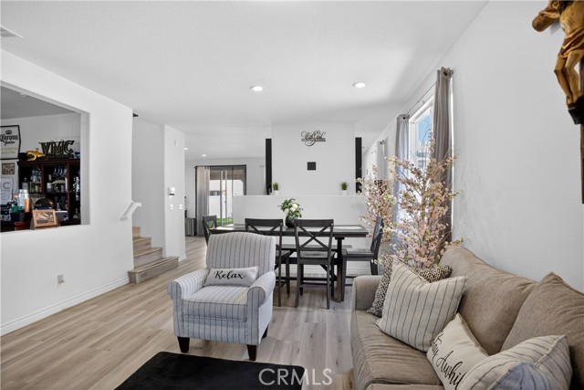 Detail Gallery Image 14 of 55 For 2301 Foxtail Dr, Palmdale,  CA 93551 - 5 Beds | 3 Baths