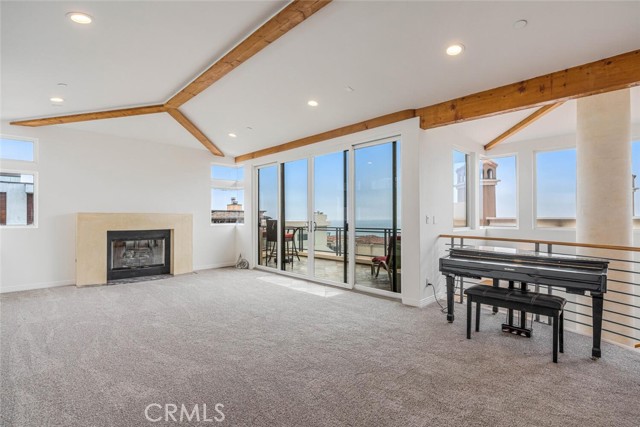 221 17th, Manhattan Beach, California 90266, 5 Bedrooms Bedrooms, ,6 BathroomsBathrooms,Residential,For Sale,17th,SR26091960