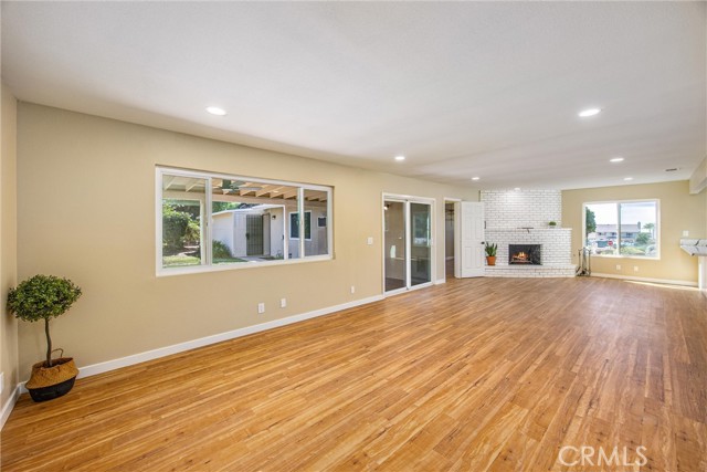35345 Panorama, Yucaipa CA: https://media.crmls.org/medias/db9f0ec5-78fe-4984-85bc-34357a2b4bb8.jpg