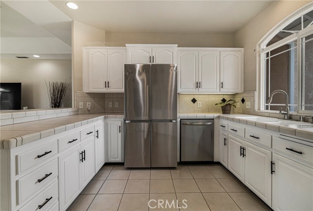Detail Gallery Image 10 of 41 For 6 Vintage Ct, Chico,  CA 95973 - 3 Beds | 2 Baths